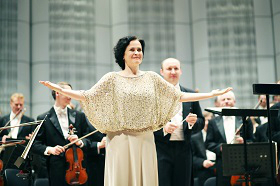  Interview Saskie Mišové s operní pěvkyní Simonou Houda Šaturovou 