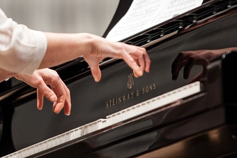 FILHARMONICI SE PŘEDSTAVUJÍ