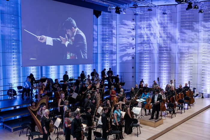 Když Češi zahráli hymnu, Indové byli u vytržení, říká dirigent Debashish Chaudhuri 